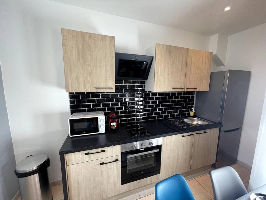 Appartement T2 Pour 3 Personnes Марсель Экстерьер фото