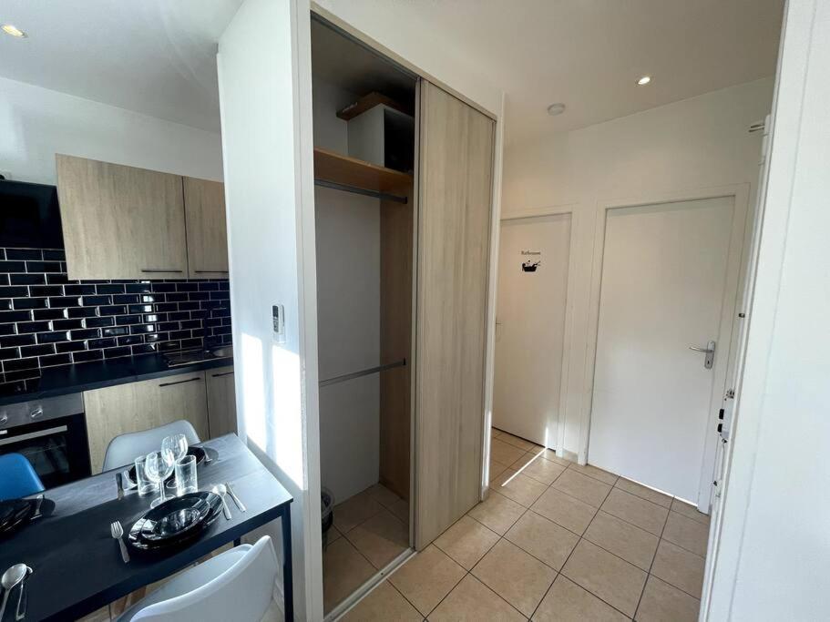 Appartement T2 Pour 3 Personnes Марсель Экстерьер фото